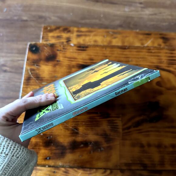 Vintage 2002 Ghosts X Science An Imagination Library Series Hardcover Book - Picture 9 of 9